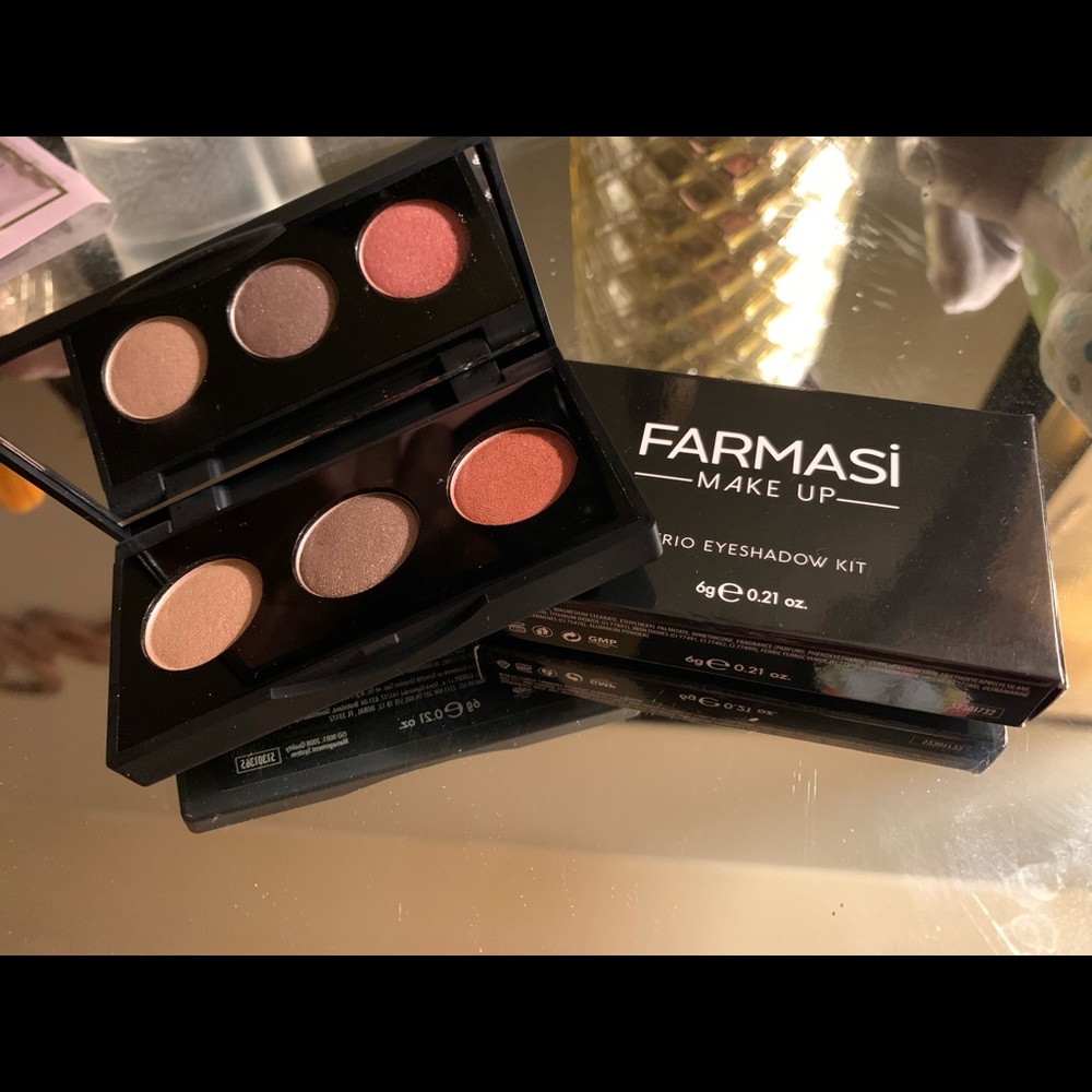 Eyeshadow “vintage tri-color”